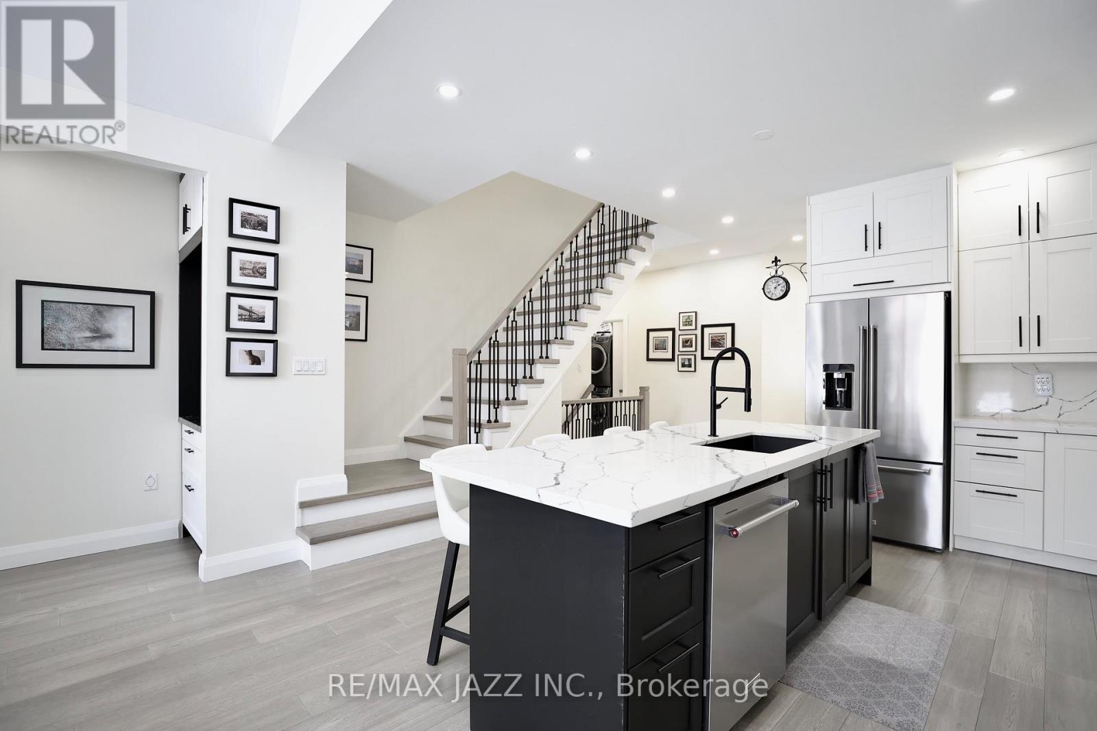 1334 Harlstone Crescent, Oshawa (Taunton), Ontario L1K 0N5 - Photo 4 - E12737840