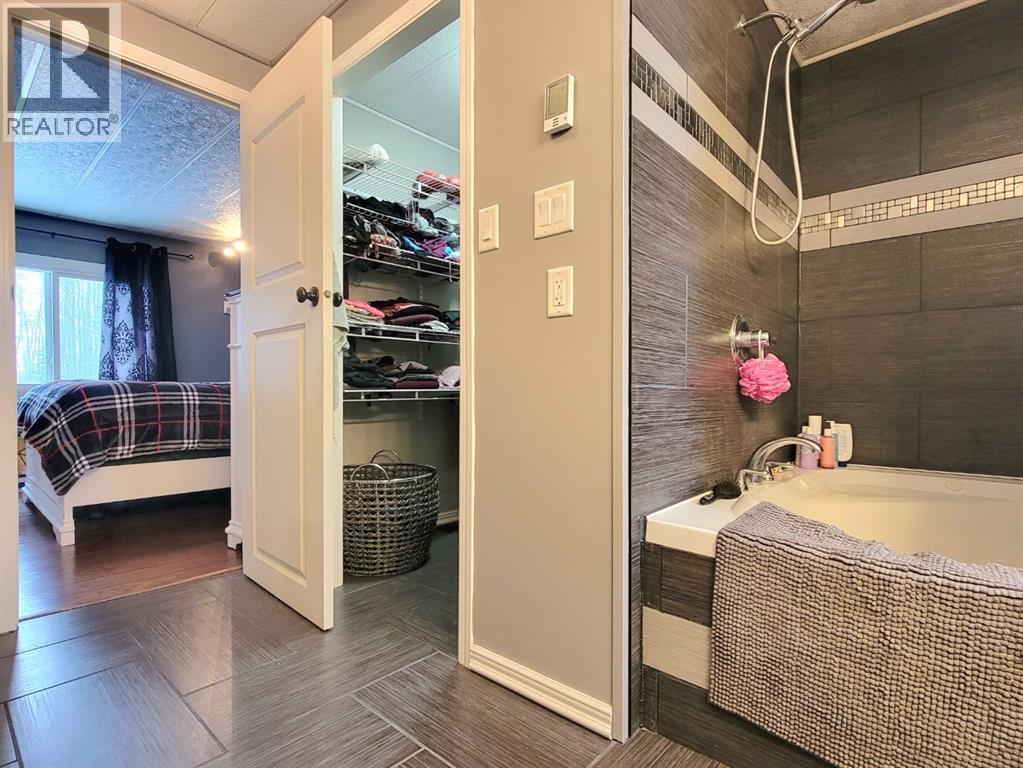 712078 34 Range, Rural Grande Prairie No. 1, Alberta  T8X 4B7 - Photo 24 - A2282218