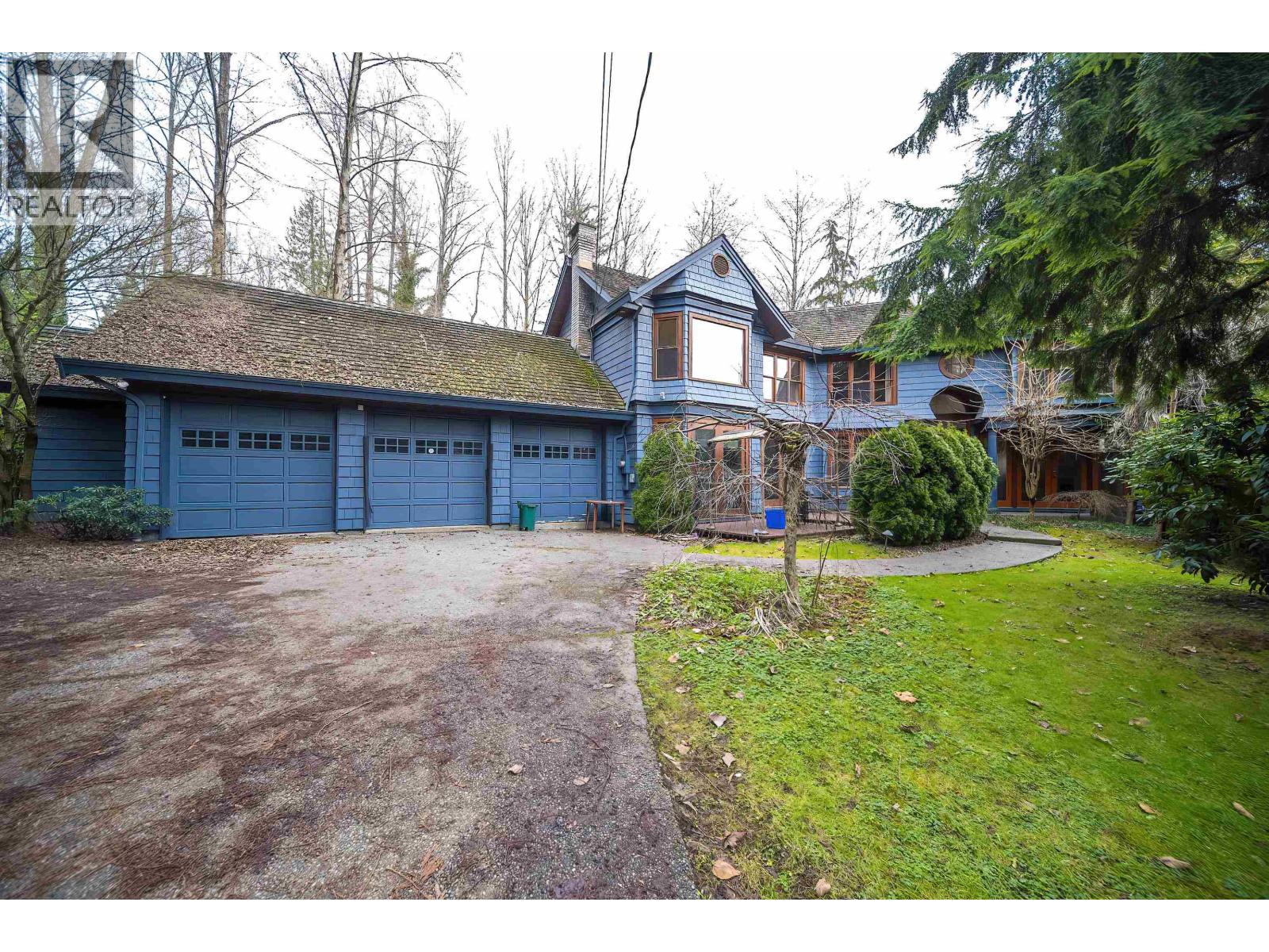 992 3RD STREET, West Vancouver, British Columbia