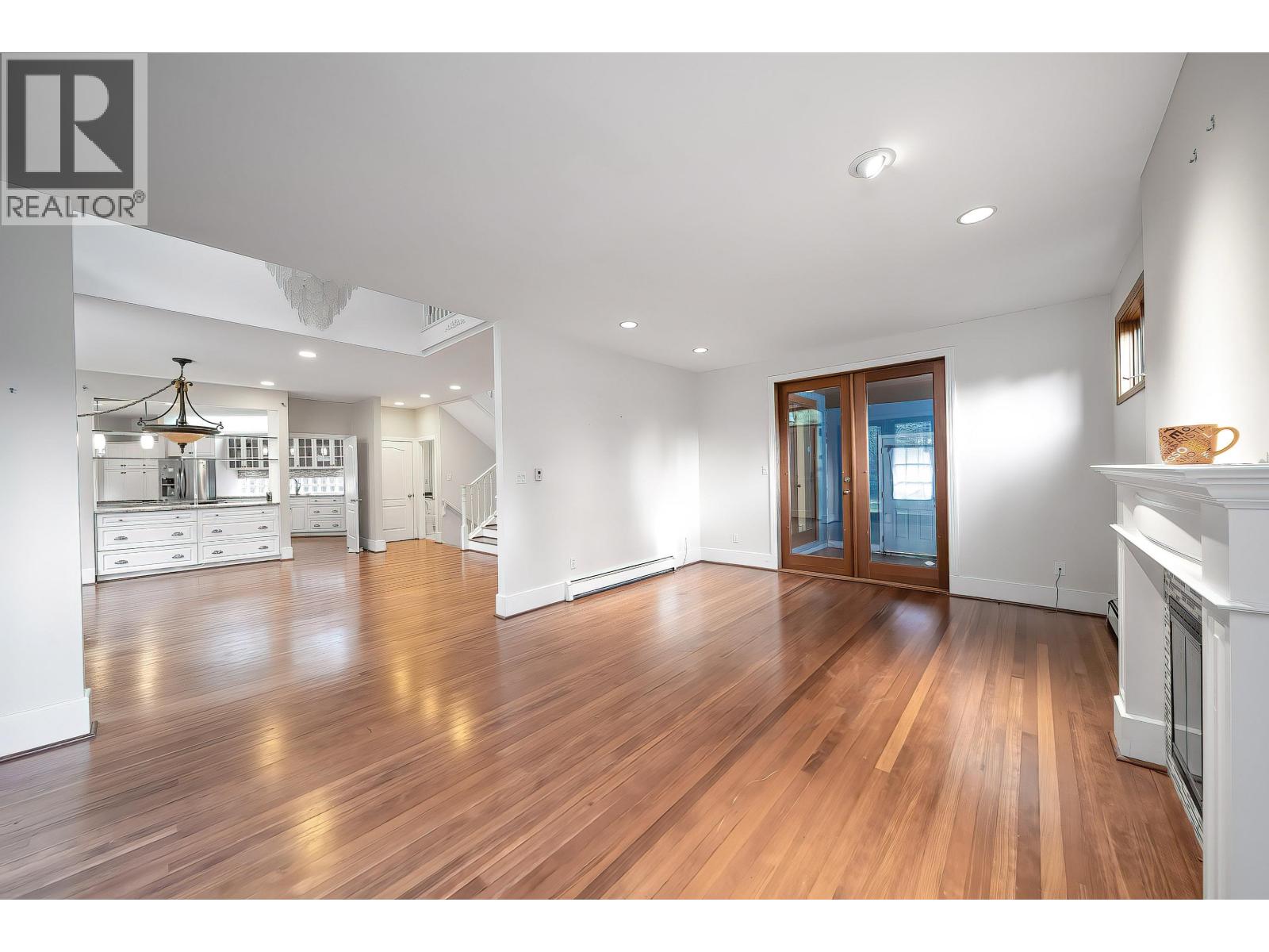 992 3rd Street, West Vancouver, British Columbia  V7T 2J3 - Photo 6 - R3081136