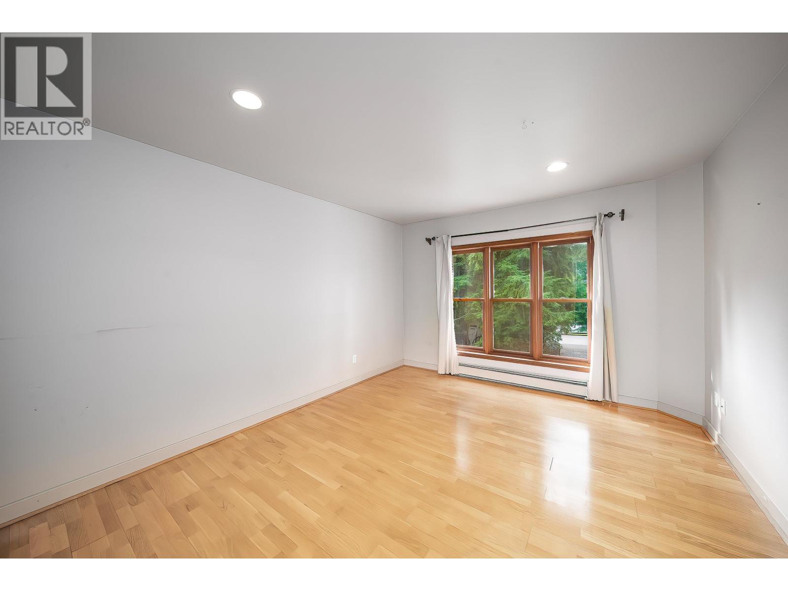 992 3rd Street, West Vancouver, British Columbia  V7T 2J3 - Photo 28 - R3081136