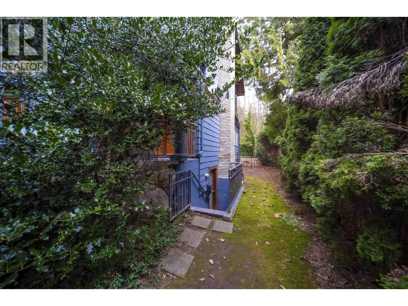 992 3rd Street, West Vancouver, British Columbia  V7T 2J3 - Photo 36 - R3081136