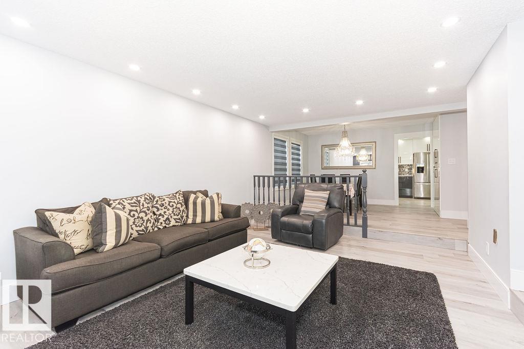 15828 98 St Nw, Edmonton, Alberta  T5X 4N5 - Photo 4 - E4471372