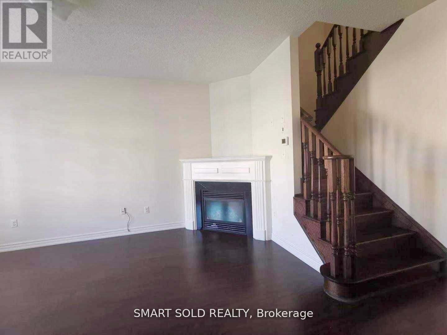 129 Christian Ritter Drive, Markham, Ontario  L6C 0V8 - Photo 3 - N12737826