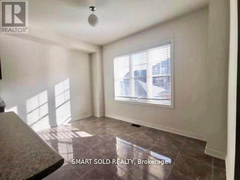 129 Christian Ritter Drive, Markham, Ontario  L6C 0V8 - Photo 5 - N12737826