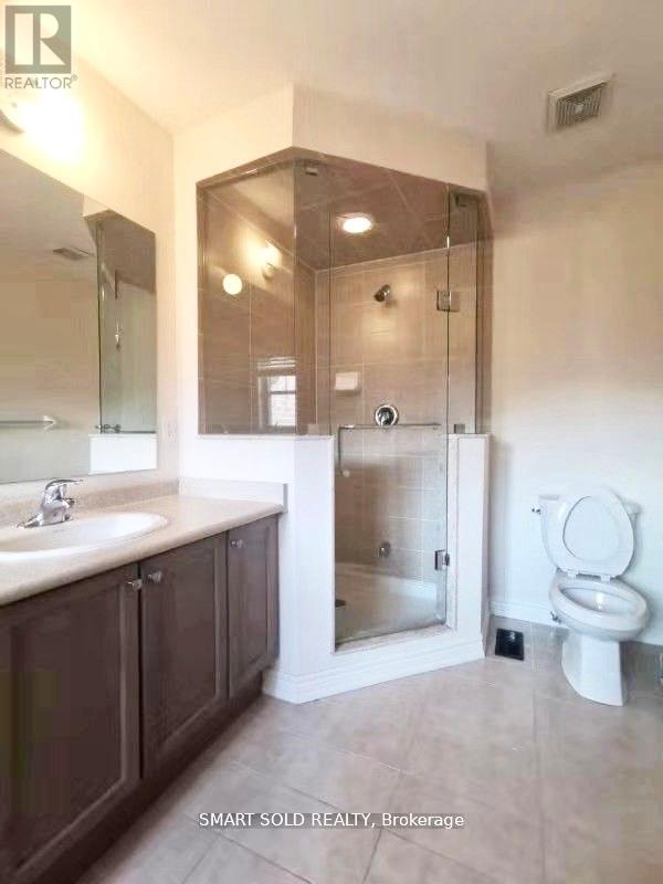 129 Christian Ritter Drive, Markham, Ontario  L6C 0V8 - Photo 8 - N12737826