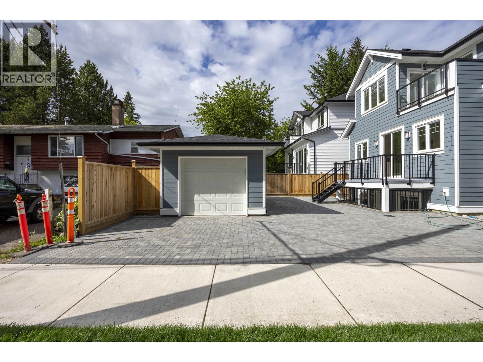 3321 Oxford Street, Port Coquitlam, British Columbia V3B 4C9 - Photo 40 - R3084379