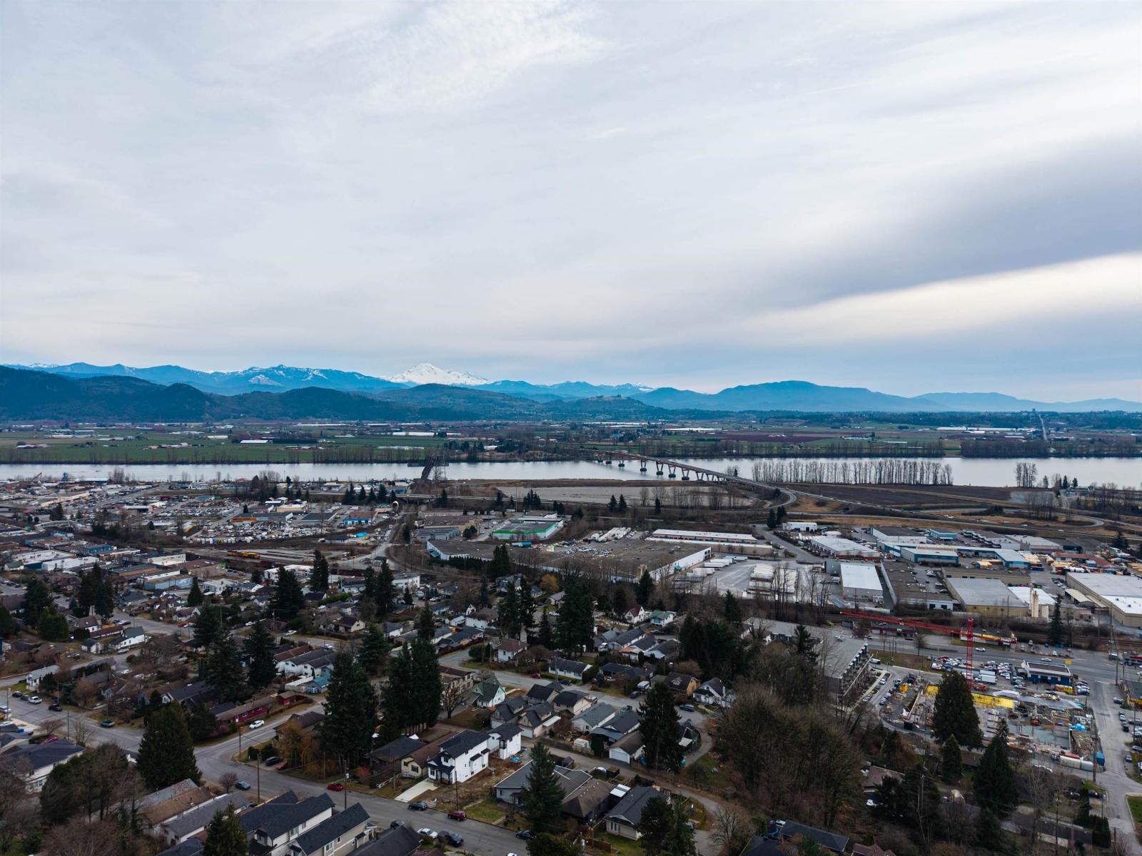 32789 4 Avenue, Mission, British Columbia  V2V 1R5 - Photo 7 - R3083534