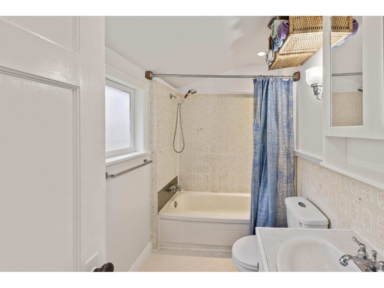 32789 4 Avenue, Mission, British Columbia  V2V 1R5 - Photo 20 - R3083534