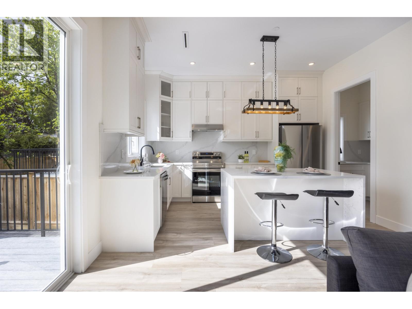 3321 Oxford Street, Port Coquitlam, British Columbia V3B 4C9 - Photo 13 - R3084379