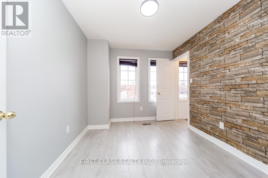 5355 Tenth Line W, Mississauga, Ontario  L5M 0V8 - Photo 29 - W12639602