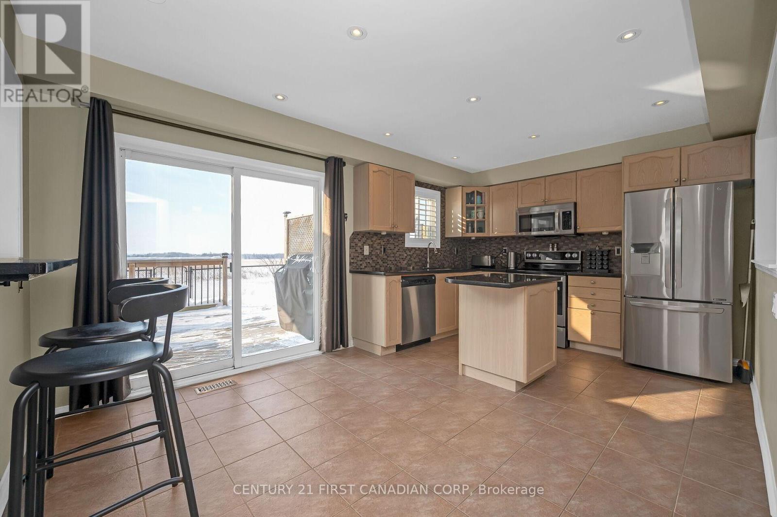 125 Voyager Pass, Hamilton, Ontario  L0R 1C0 - Photo 11 - X12737848