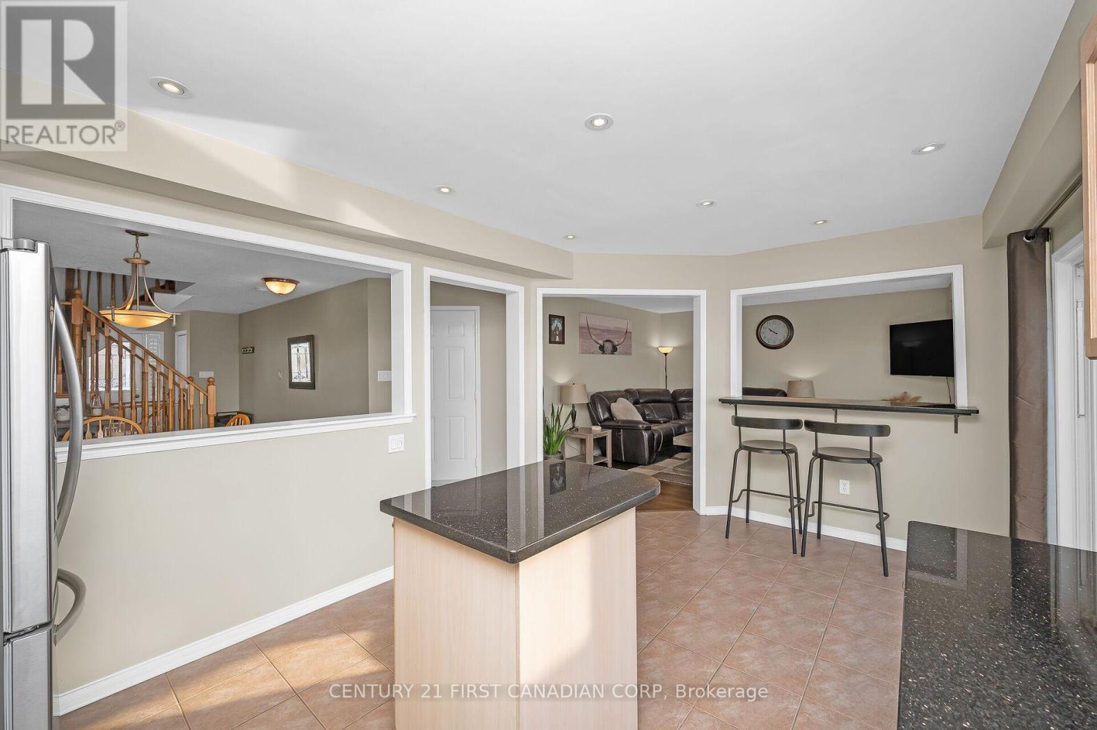 125 Voyager Pass, Hamilton, Ontario  L0R 1C0 - Photo 12 - X12737848