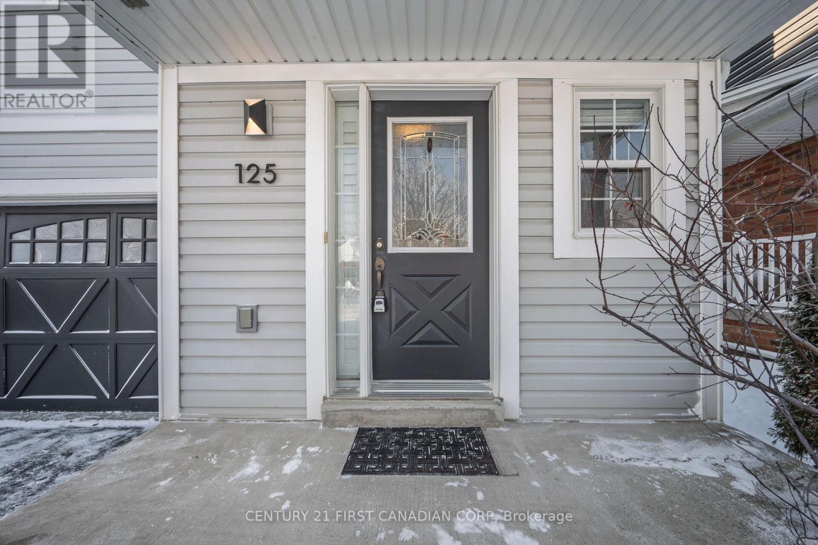 125 Voyager Pass, Hamilton, Ontario  L0R 1C0 - Photo 3 - X12737848