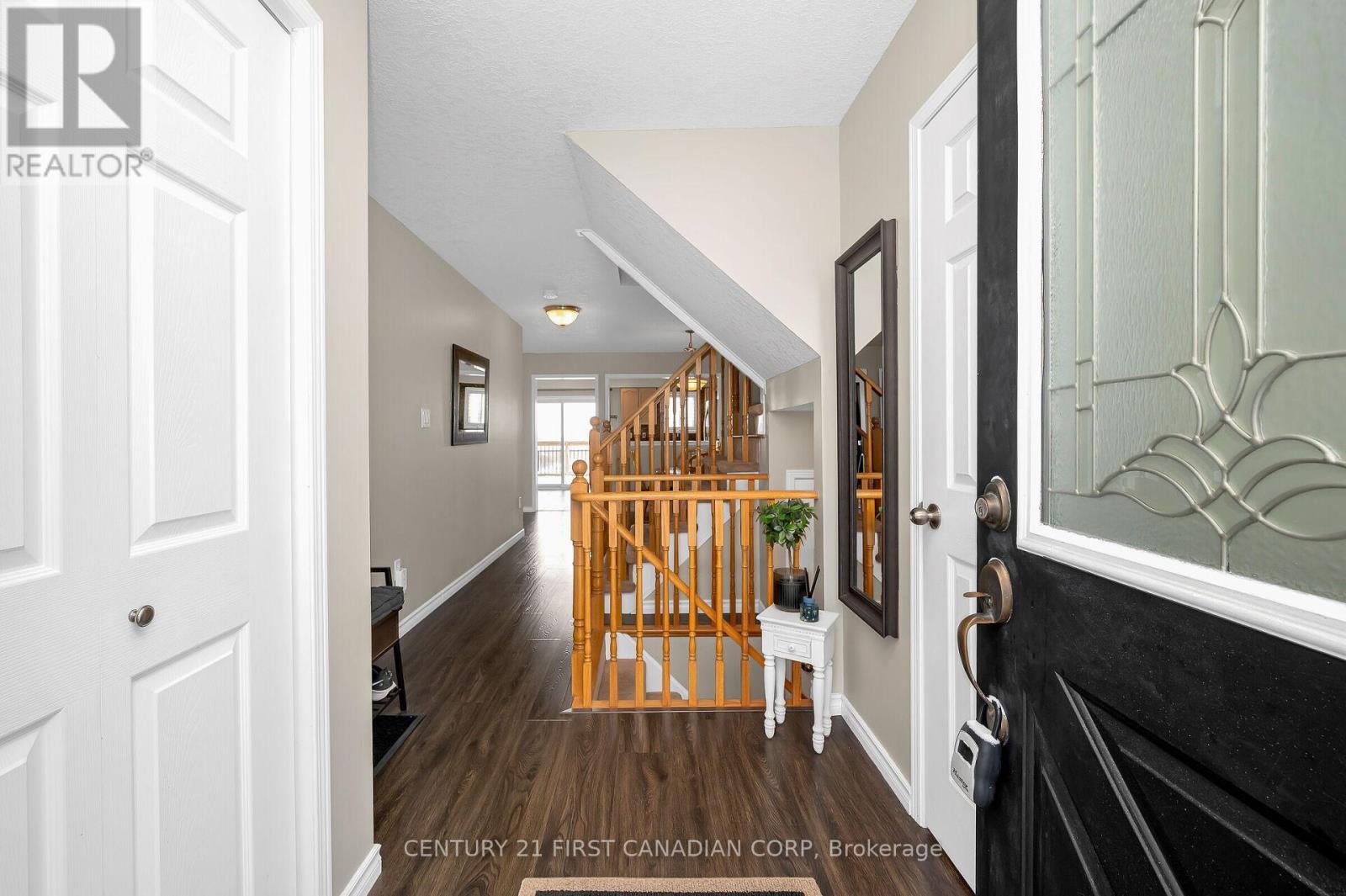 125 Voyager Pass, Hamilton, Ontario  L0R 1C0 - Photo 5 - X12737848