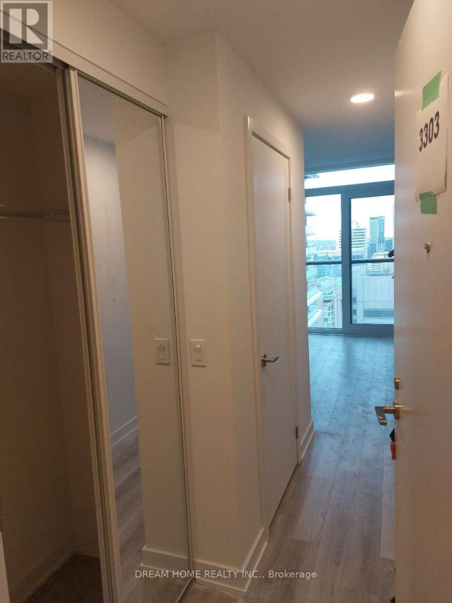 3303 - 238 Simcoe Street, Toronto, Ontario  M5T 3B9 - Photo 10 - C12737872