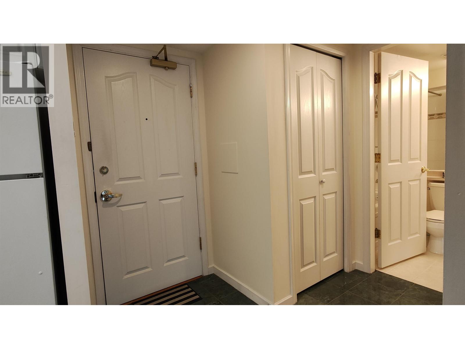 1106 6080 Minoru Boulevard, Richmond, British Columbia V6Y 4A7 - Photo 6 - R3083836