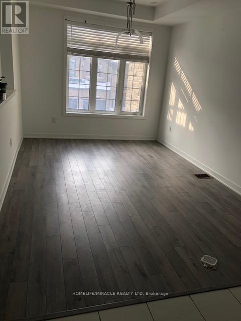 17 Calloway Way, Whitby, Ontario  L1N 2J5 - Photo 2 - E12737880