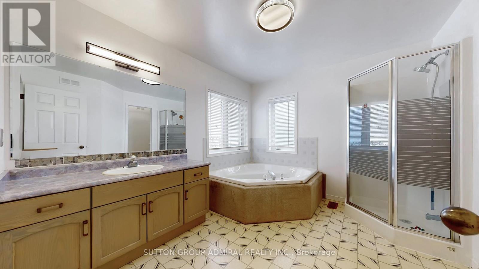 90 Clark Avenue, Markham, Ontario  L3T 1S8 - Photo 18 - N12737862