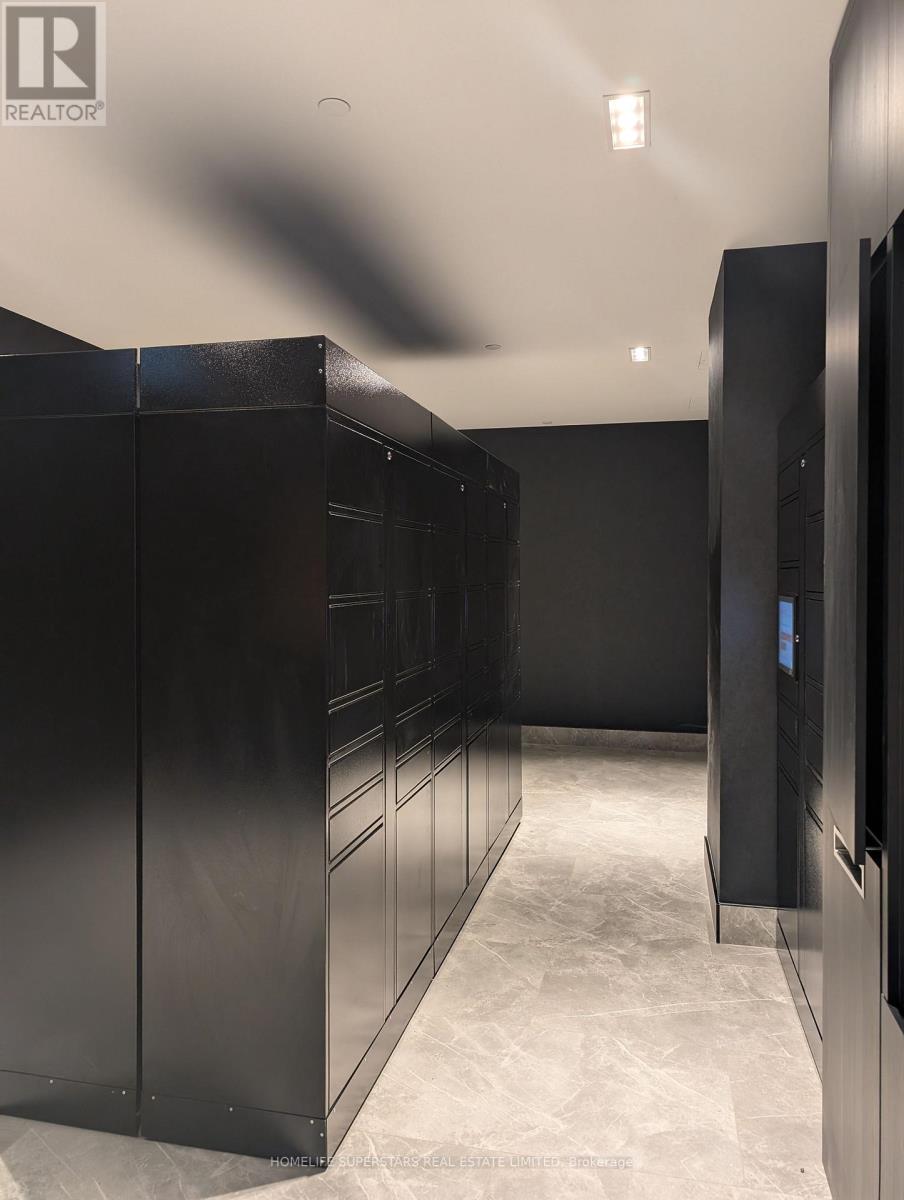 519 - 260 Malta Avenue, Brampton, Ontario  L6Y 0B5 - Photo 4 - W12737876