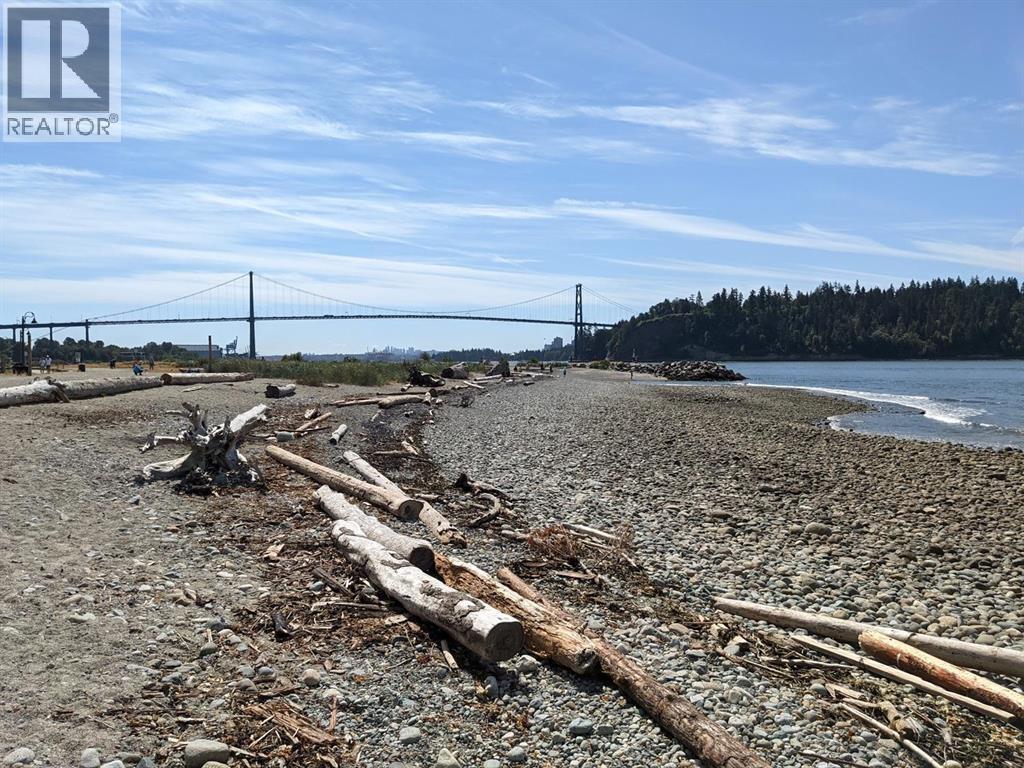 403 1340 Duchess Avenue, West Vancouver, British Columbia  V7T 1H6 - Photo 23 - R3075051