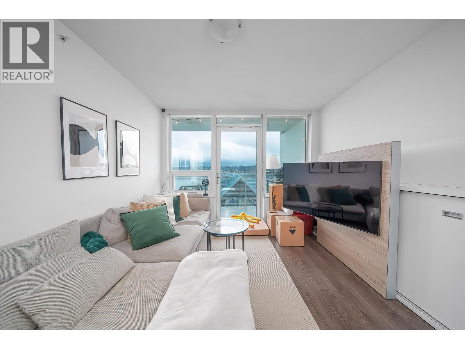 810 988 Quayside Drive, New Westminster, British Columbia V3M 0L5 - Photo 10 - R3084353