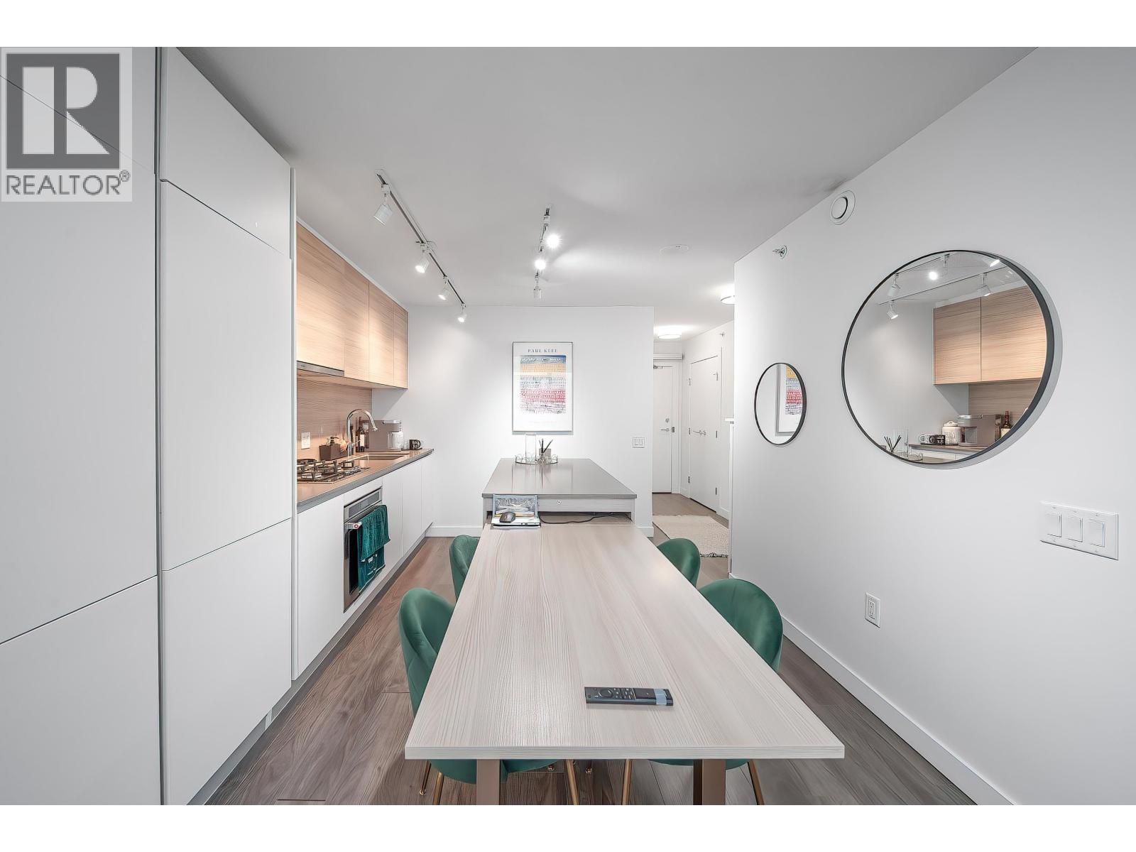 810 988 Quayside Drive, New Westminster, British Columbia V3M 0L5 - Photo 7 - R3084353