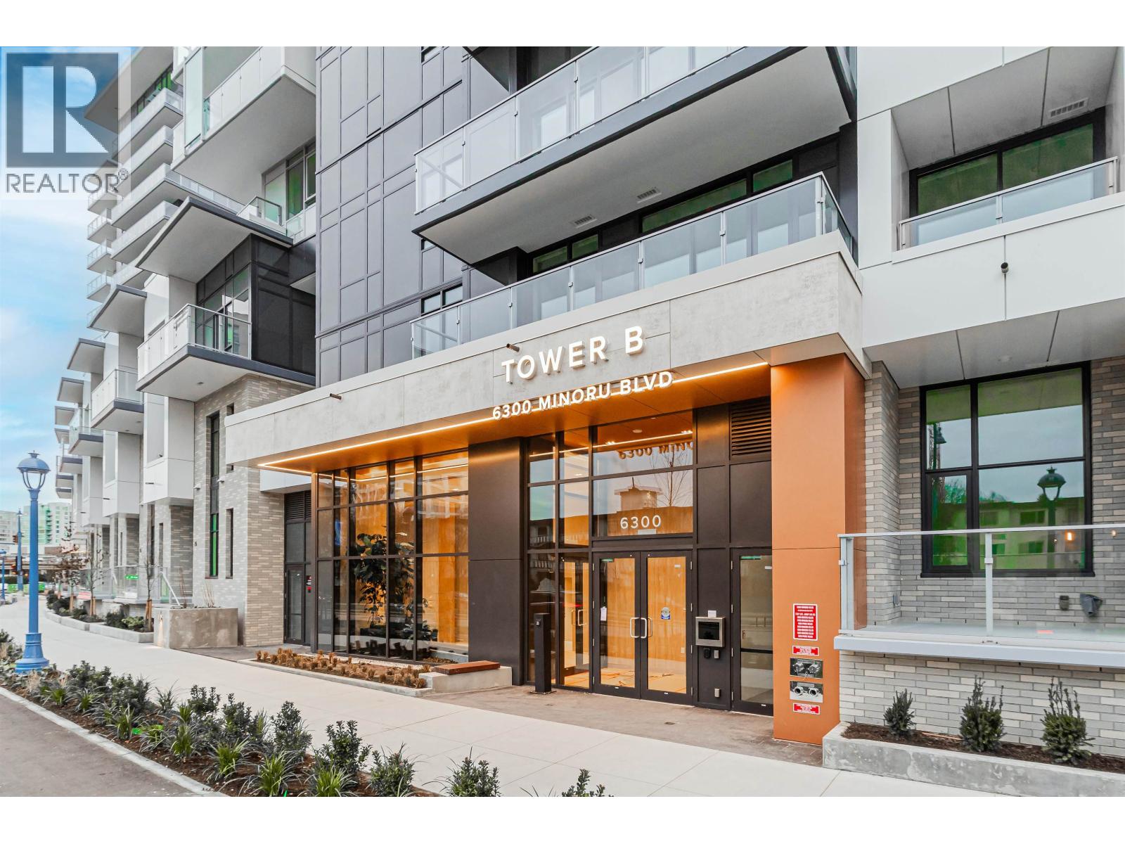 Listing Picture 2 of 20 : 528 6300 MINORU BOULEVARD, Richmond / 烈治文 - 魯藝地產 Yvonne Lu Group - MLS Medallion Club Member