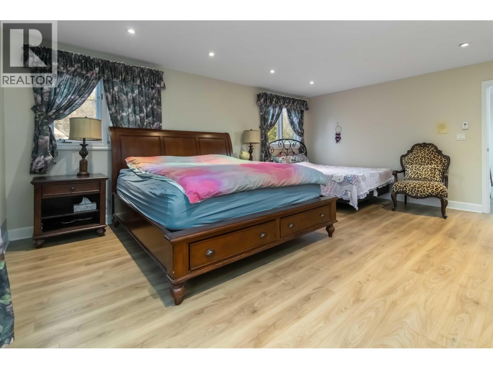 8405 Gillnet Place, Vancouver, British Columbia  V6P 6P7 - Photo 14 - R3084274