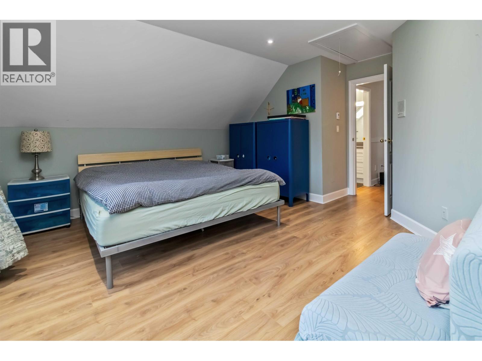8405 Gillnet Place, Vancouver, British Columbia  V6P 6P7 - Photo 20 - R3084274