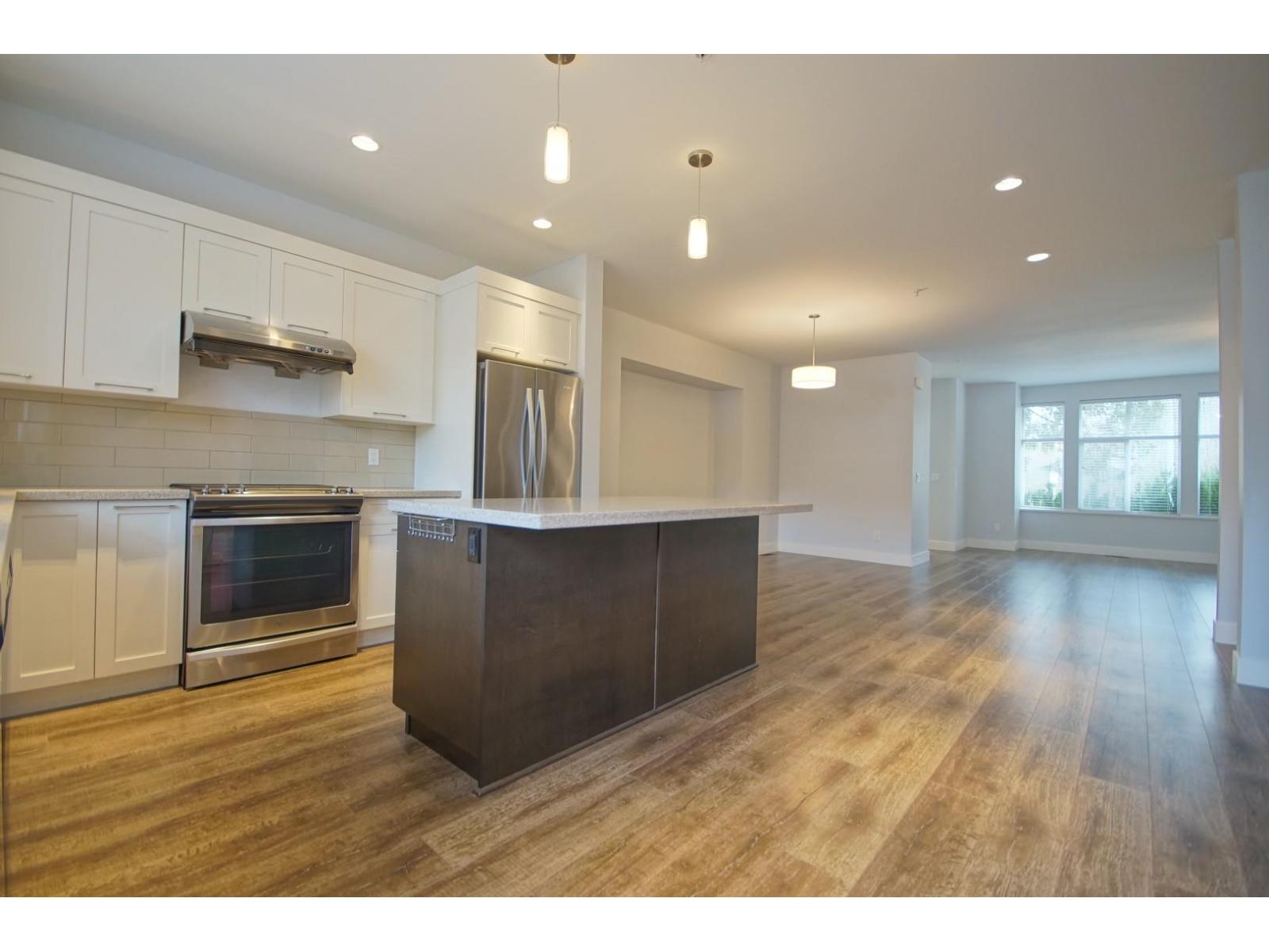 20567 84 Avenue, Langley, British Columbia  V2Y 0P4 - Photo 3 - R3084488