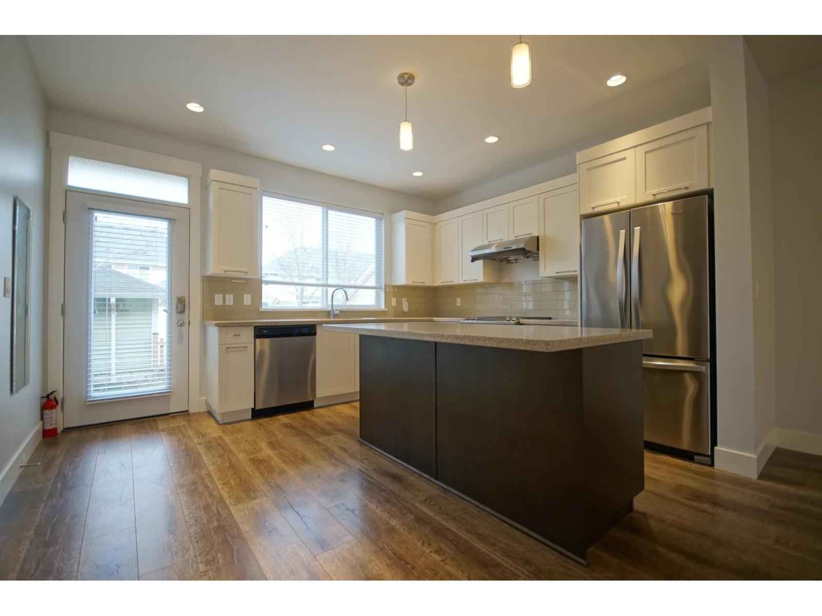 20567 84 Avenue, Langley, British Columbia  V2Y 0P4 - Photo 5 - R3084488