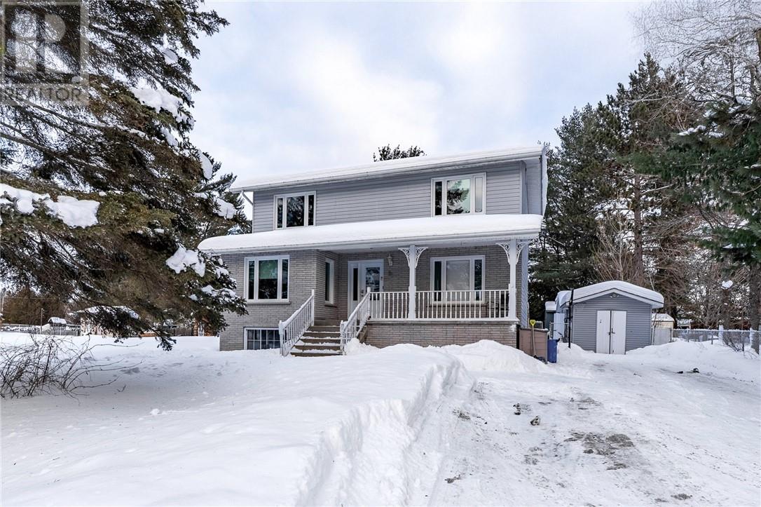 76 Hesta Street, Dowling, Ontario  P0M 1R0 - Photo 1 - 2126218