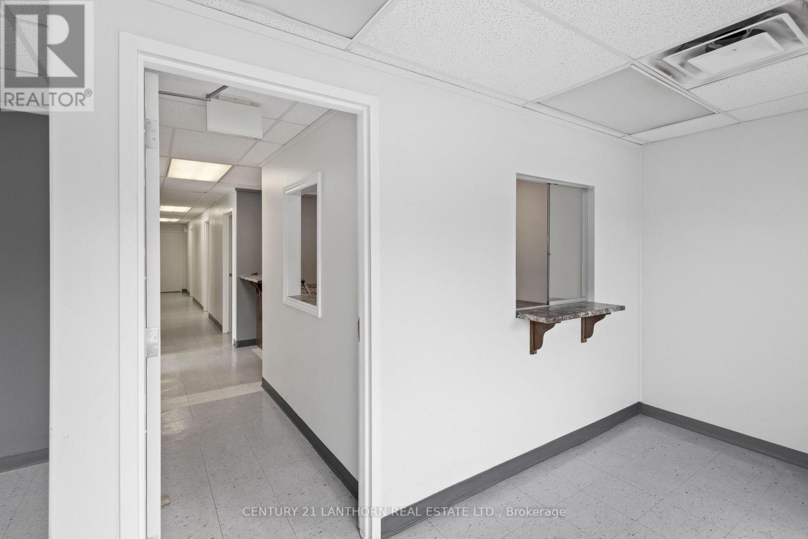 Suite 6 - 6 - 35 Bridge Street, Prince Edward County, Ontario  K0K 2T0 - Photo 6 - X12737904