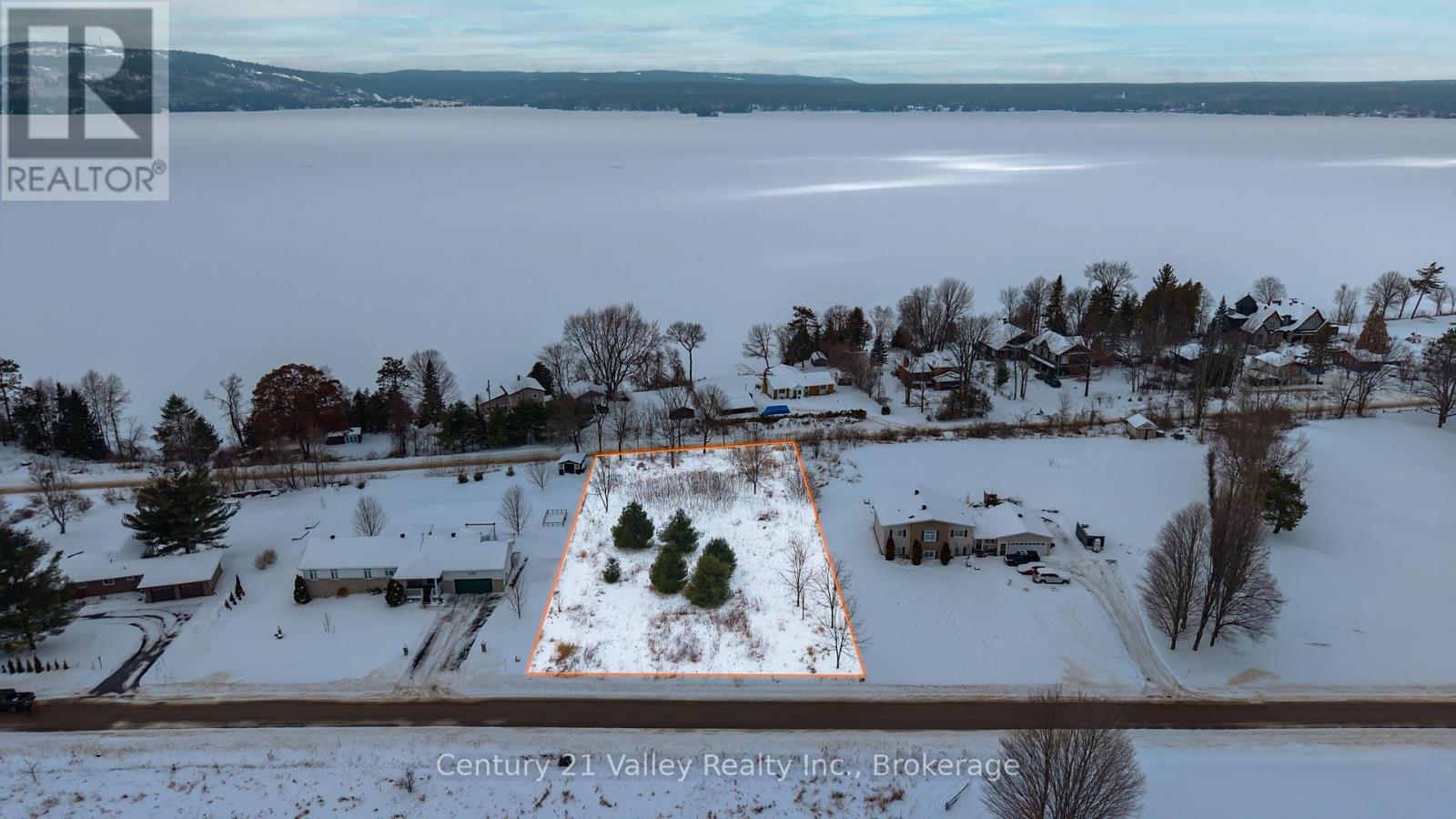 50 Spindle Drift Road, Greater Madawaska, Ontario  K0J 1H0 - Photo 1 - X12737962