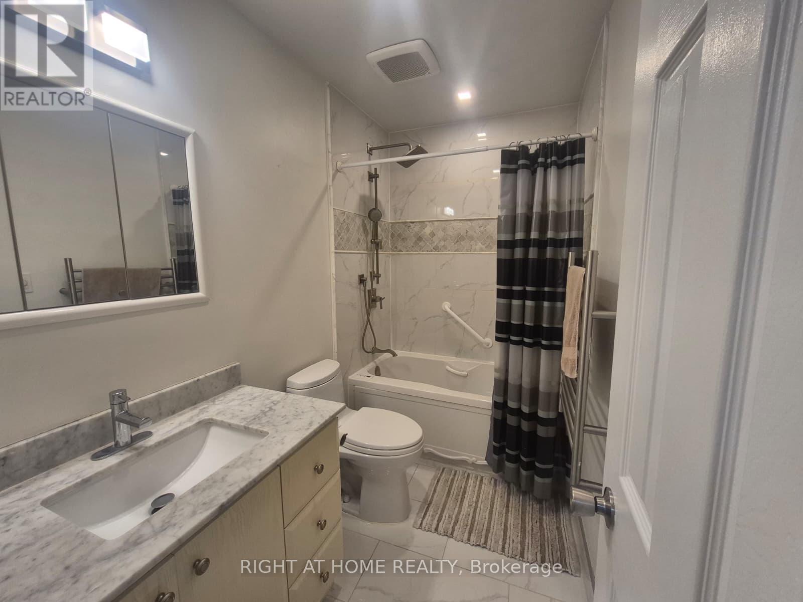 58 Teddington Crescent, Whitby, Ontario  L1R 1S5 - Photo 31 - E12719670