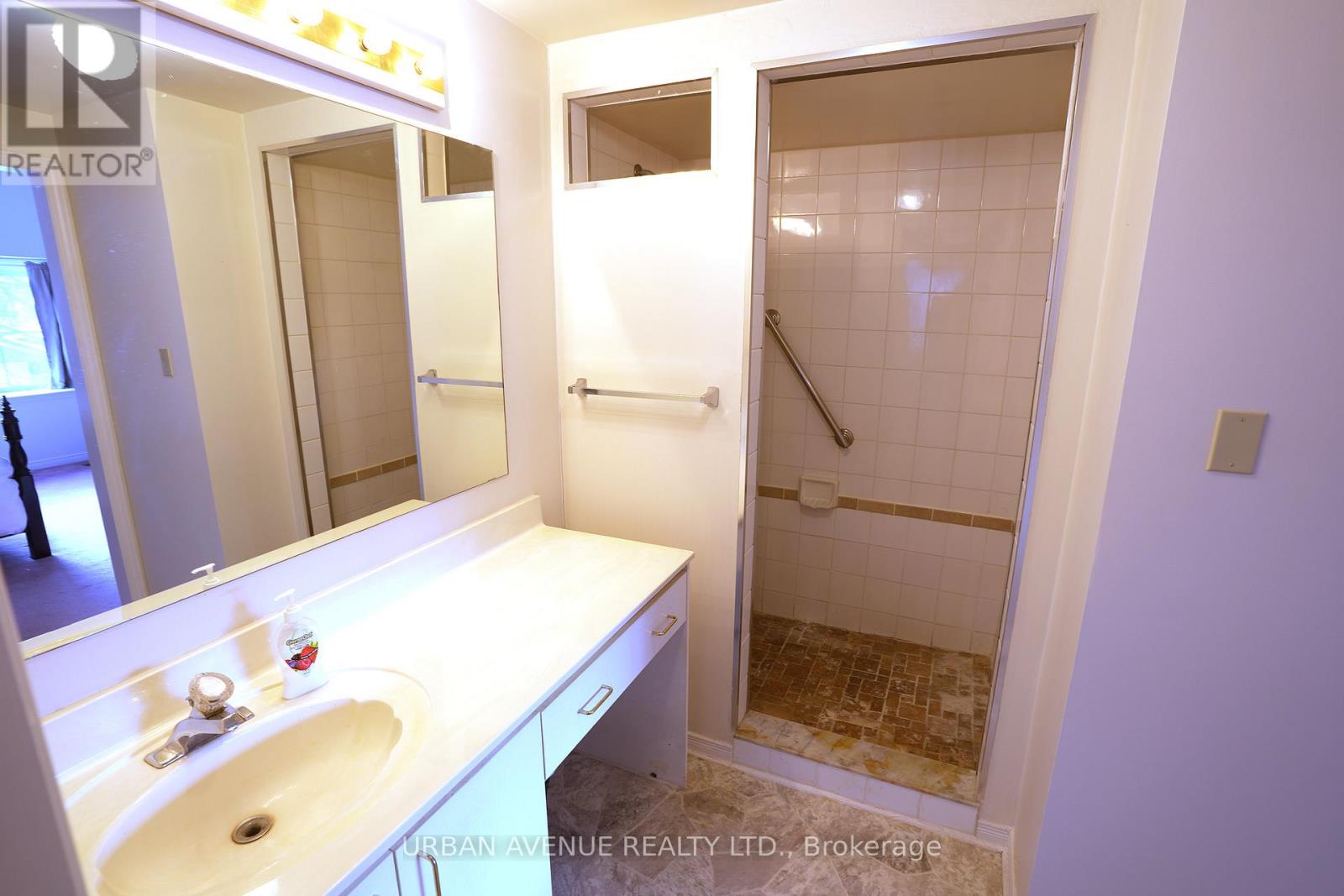 2125 Lynn Heights Drive, Pickering, Ontario  L1X 2S1 - Photo 29 - E12736848