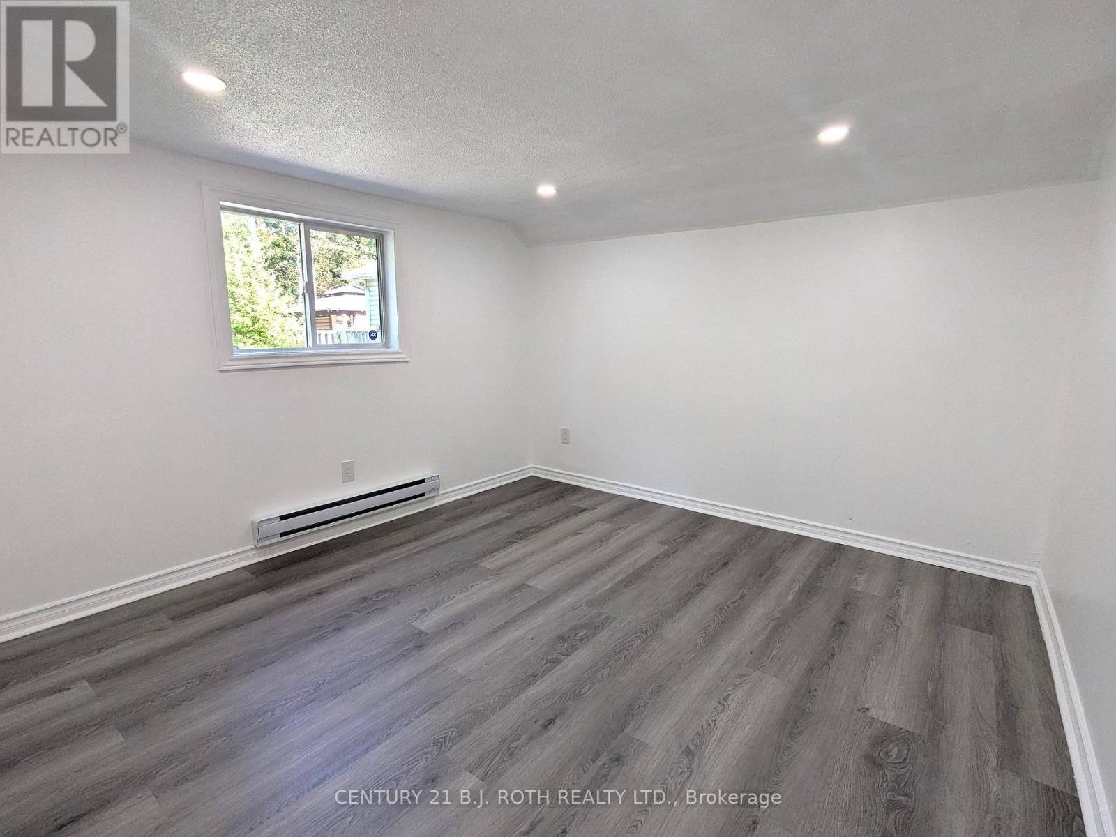 696 Hastings Avenue, Innisfil, Ontario  L9S 1Z3 - Photo 14 - N12400865