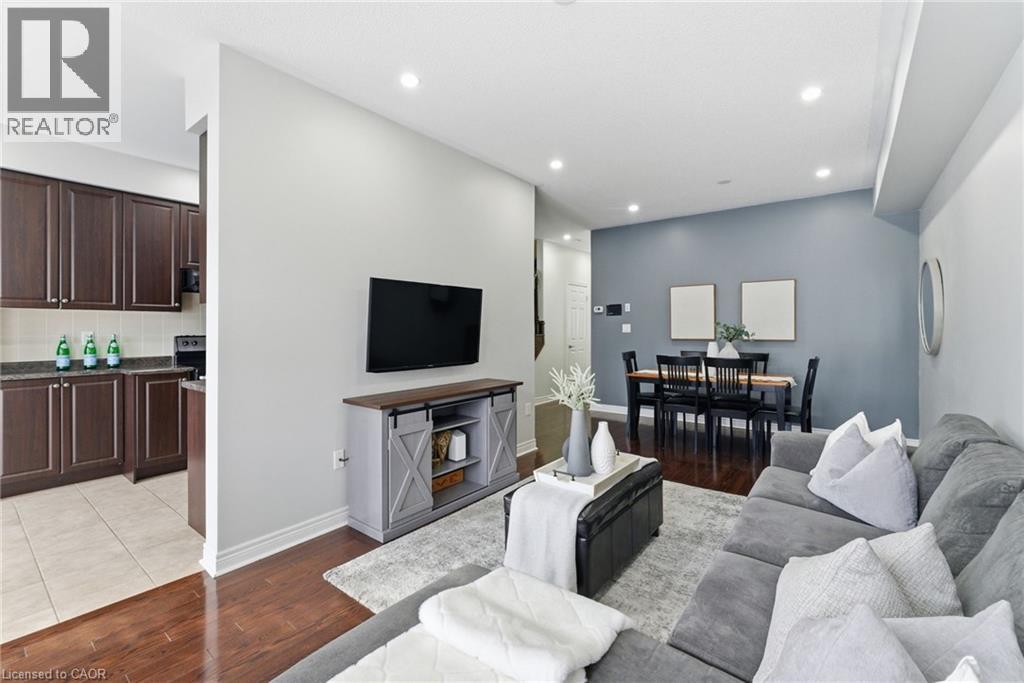 35 Losino Street, Caledon, Ontario  L7C 3N2 - Photo 9 - 40800789