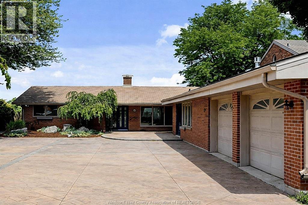 MLS# 26001873: 8280 Riverside Dr East, Windsor, Canada