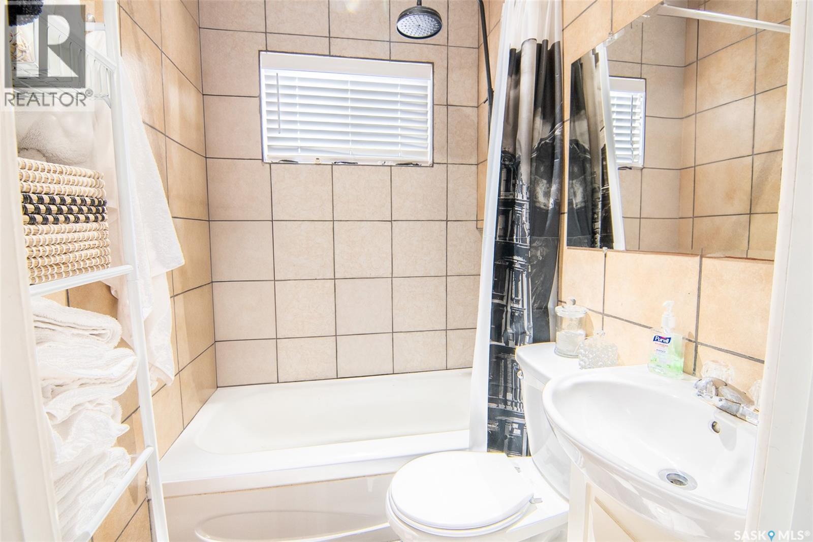 625 7th Street E, Prince Albert, Saskatchewan  S6V 0S7 - Photo 9 - SK024969