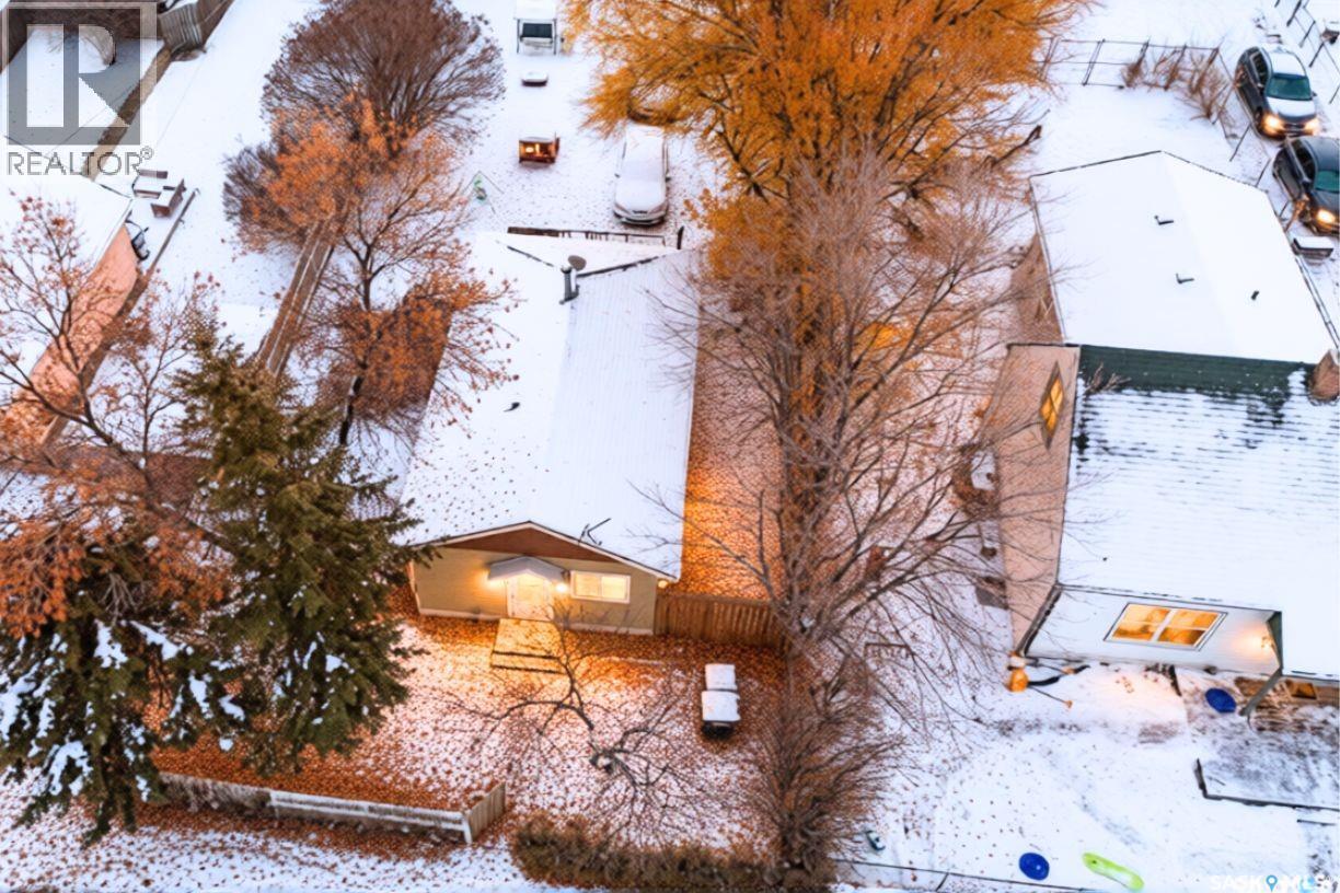 625 7th Street E, Prince Albert, Saskatchewan  S6V 0S7 - Photo 2 - SK024969