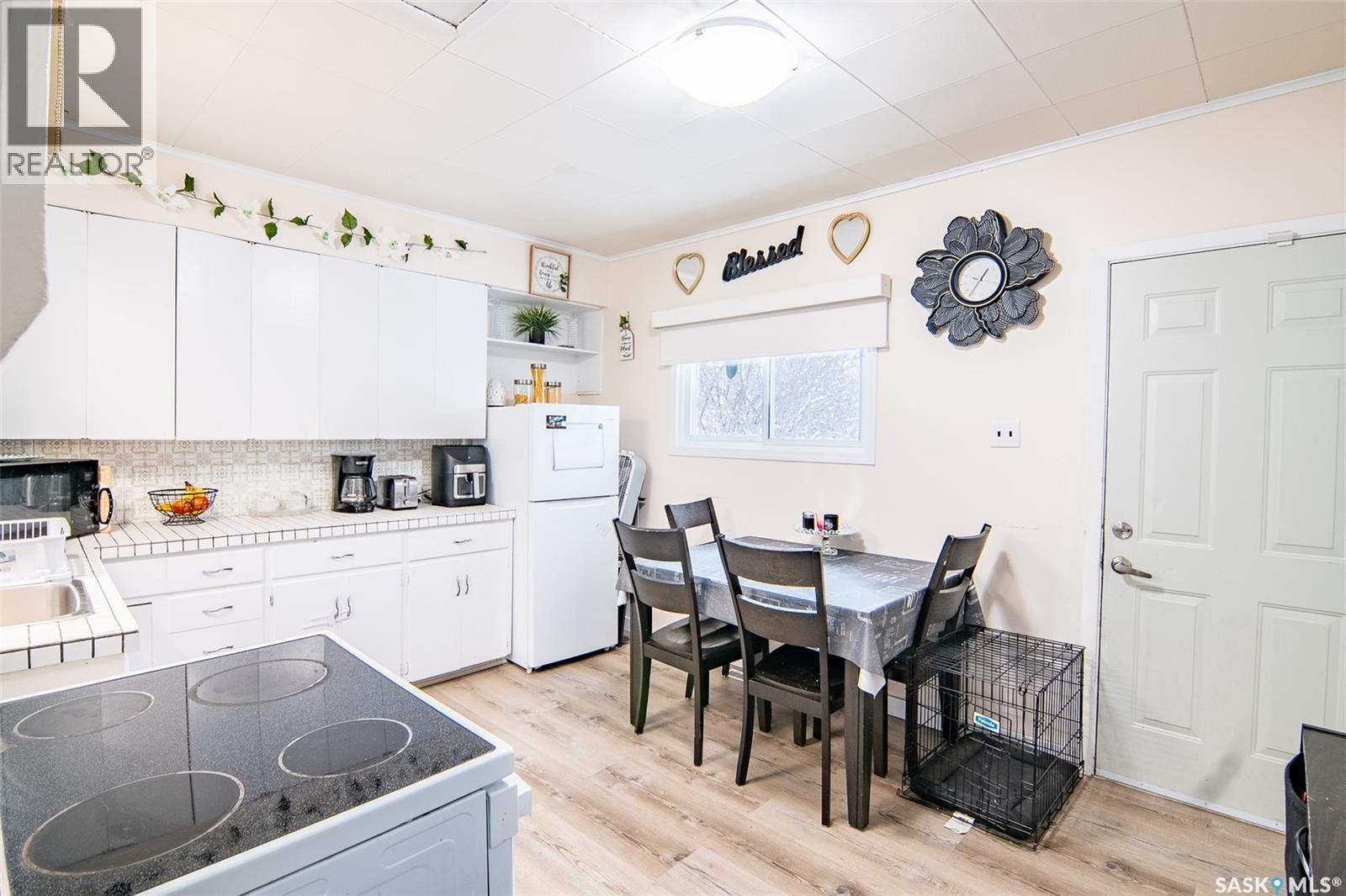 625 7th Street E, Prince Albert, Saskatchewan  S6V 0S7 - Photo 5 - SK024969