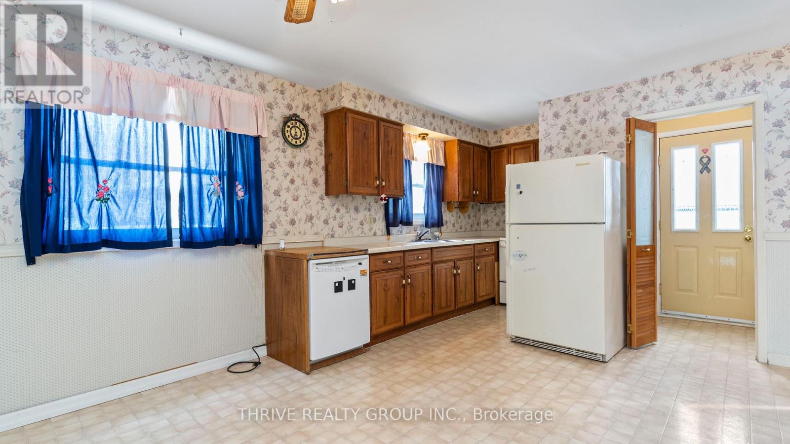 35 Kintail Crescent, London South, Ontario  N6E 1J4 - Photo 7 - X12737956