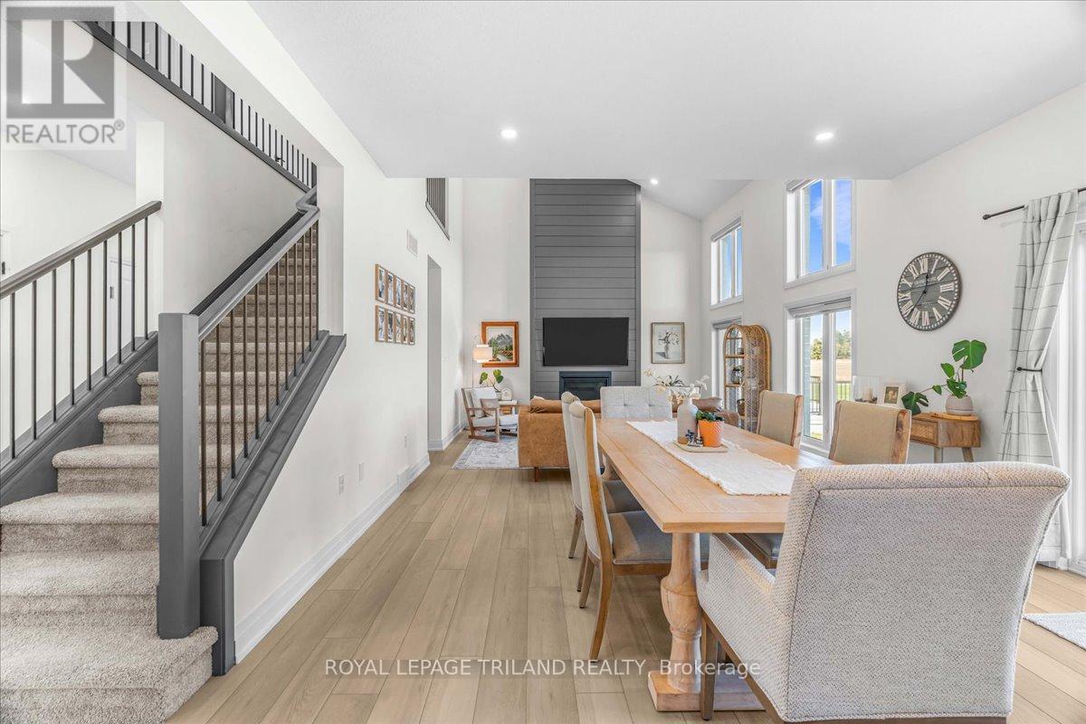 662 Ketter Way, Plympton-Wyoming, Ontario  N0N 1T0 - Photo 18 - X12550384