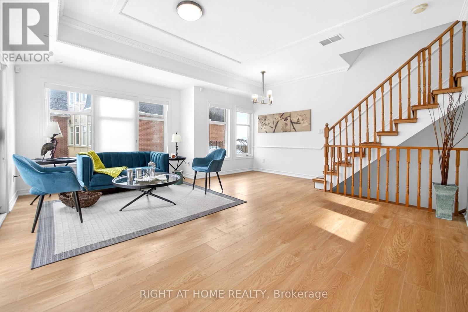 235 - 1837 EGLINTON AVENUE E, Toronto, Ontario