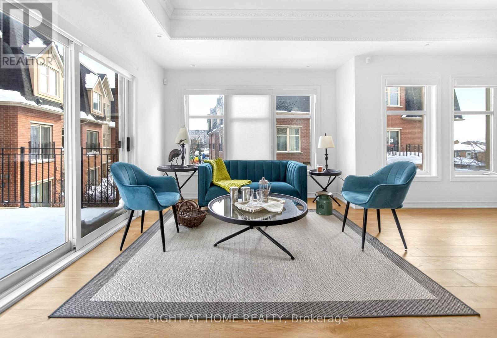 235 - 1837 Eglinton Avenue E, Toronto, Ontario  M4A 2Y4 - Photo 2 - C12737894