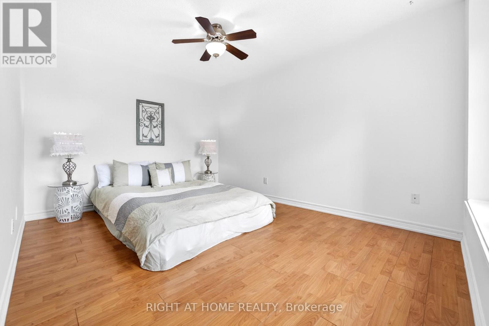 235 - 1837 Eglinton Avenue E, Toronto, Ontario  M4A 2Y4 - Photo 33 - C12737894