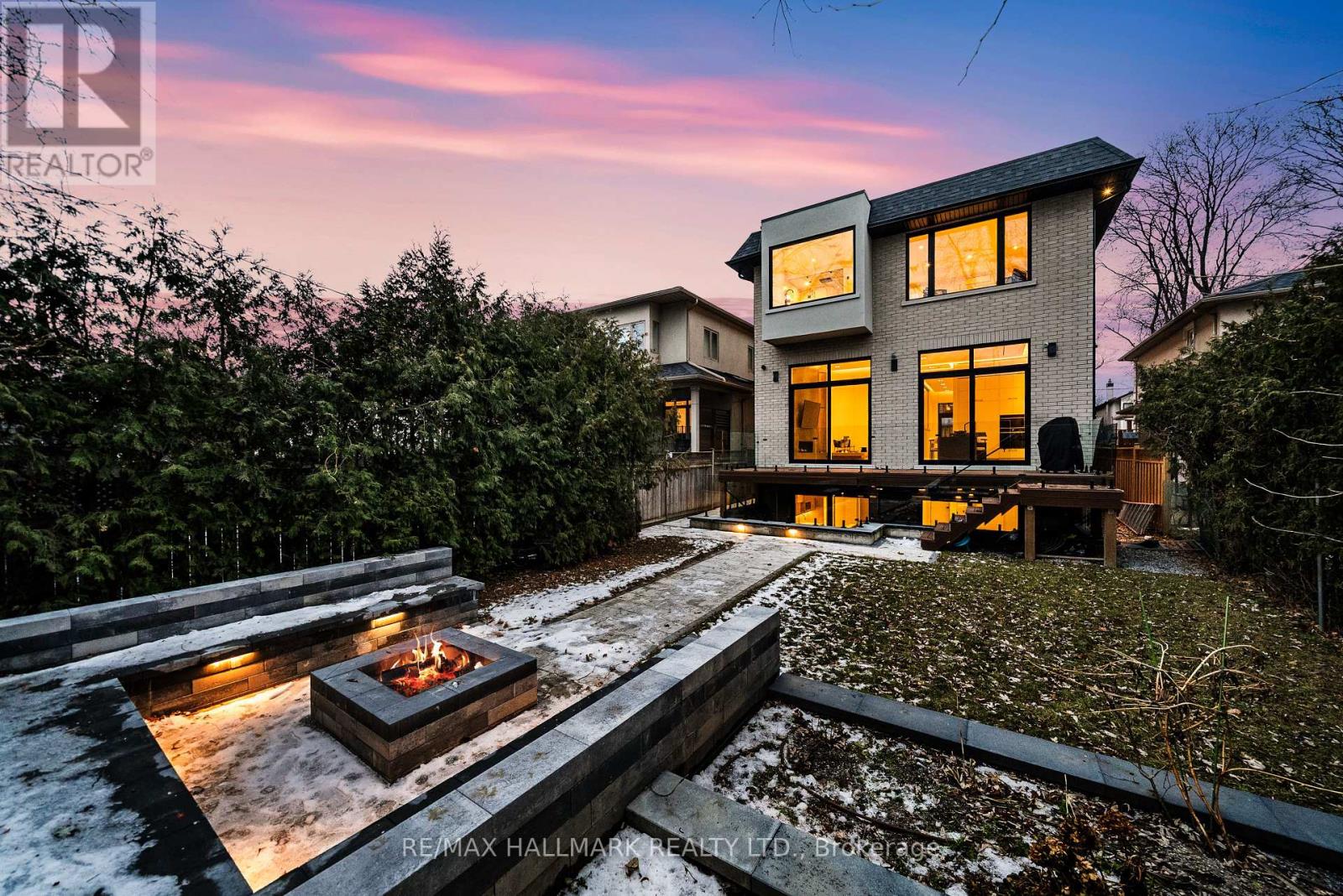 167 Parkhurst Boulevard, Toronto, Ontario  M4G 2E9 - Photo 46 - C12737940