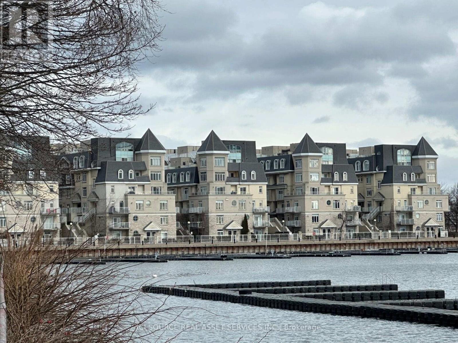 372 - 32 STADIUM ROAD, Toronto, Ontario